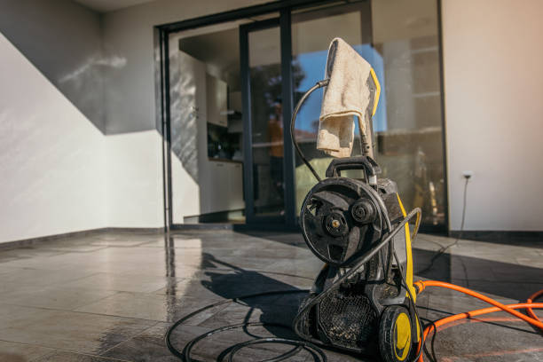 Best Sign and Awning Cleaning  in Oak Hills, CA